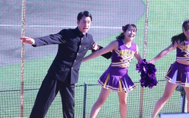 応援で一つに！　明治、立教との共演を見せる