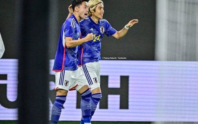 【ドイツ再戦で無双の伊東純也のスゴさとは？(1)】右サイドでコンビを組む菅原由勢が語っていた「日本の右にはイナズマさんがいる」の試合前の言葉通りの活躍