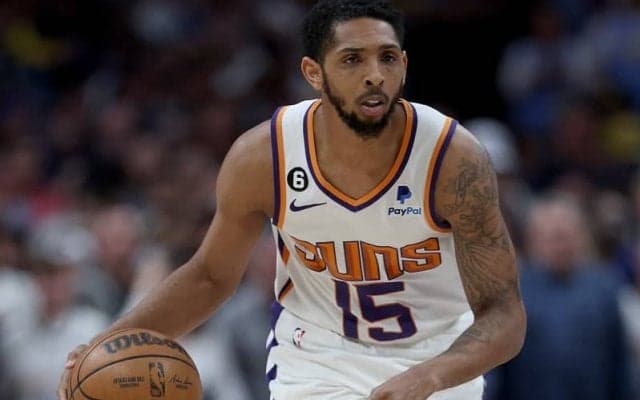 スパーズが今夏トレードで獲得したガードのキャメロン・ペインを放出