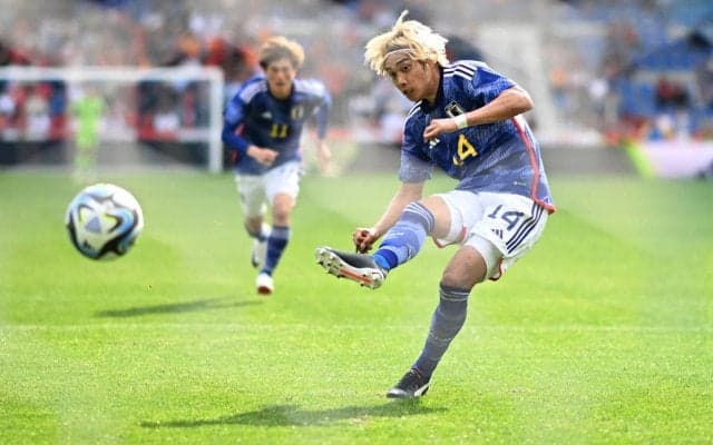 「特に何も(笑)」時間をかけたPKを語った伊東純也、更なる高みへ「個々でもっと成長して、次の試合に臨めれば」