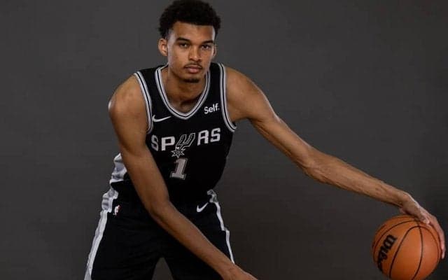 今年の“ドラ1”ビクター・ウェンバンヤマはパワーフォワードとしてNBAデビューか？