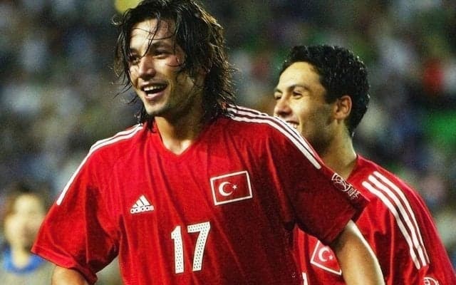 トルコ戦でトレンド入り…日韓W杯沸かせたイルハンが話題に！現在は20年ぶりの子どもが誕生間近