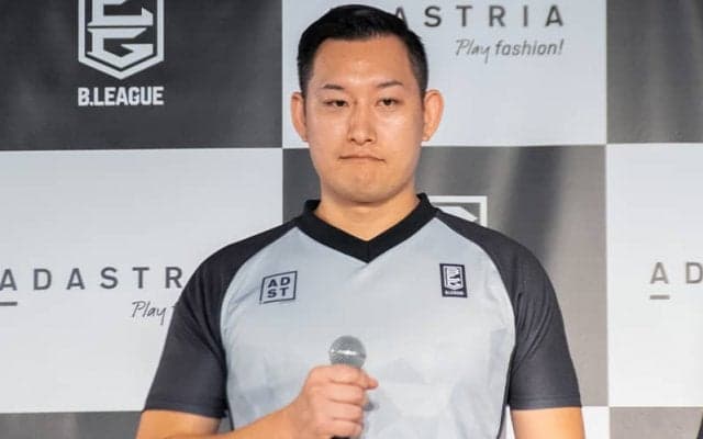 バスケW杯で大激戦を担当「しびれましたね」加藤レフェリーも新ウェア太鼓判