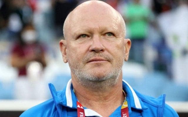 「懐かしすぎる～」「激アツ」広島がレジェンドOBの元チェコ代表イワン・ハシェック氏の来場を発表！