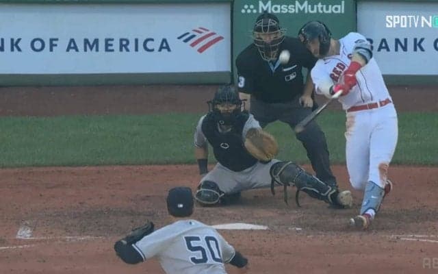 ストーリーのこんな打球が見たかった 右肘手術から復帰も打率1割台と低迷の強打者が会心の一撃でニッコリ笑顔