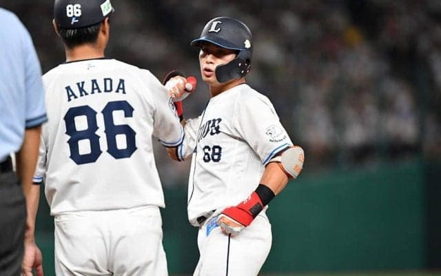 「ドキッとしましたが…」　松井監督が称賛した26歳外野手の“積極タッチアップ”