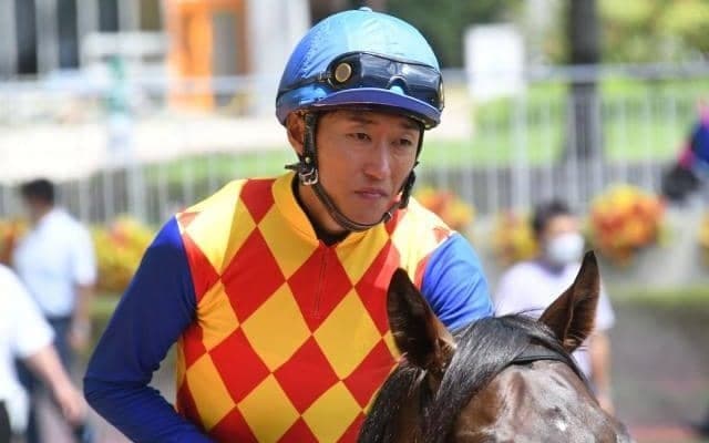 鮫島良太騎手が所属変更 21日付で安田翔伍厩舎からフリーに