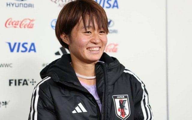 宮澤ひなたがユナイテッドのユニフォームでピッチに！リバプールとのTMで長野風花とも対戦