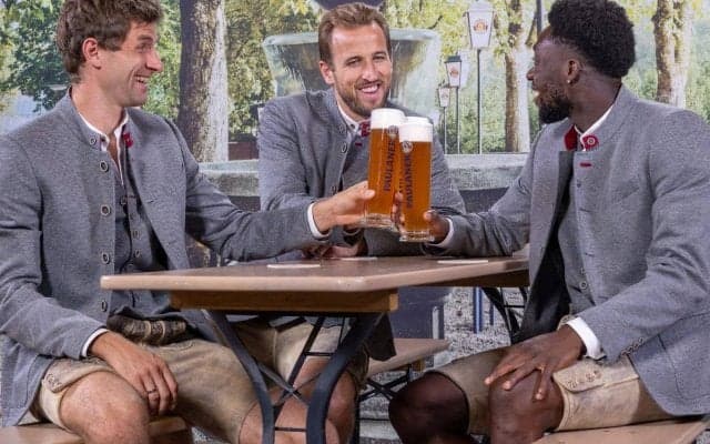 「美しい色」バイエルンのオクトーバーフェストユニは既存の色違いに！デザインも大好評「ケインによく似合う」「10点満点」