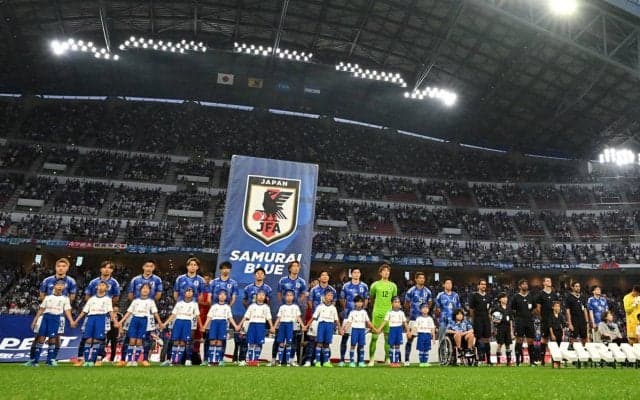 “黒”の日本代表ユニフォームはあり？海外メディア作成のデザインに意見は真っ二つ「クールだ」「これは違う」