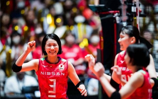 初戦快勝に古賀キャプテン「会場にも慣れてきた」 17日のアルゼンチン戦へ眞鍋監督「全力投球します」【FIVBパリ五輪予選/ワールドカップバレー2023女子大会コメント】