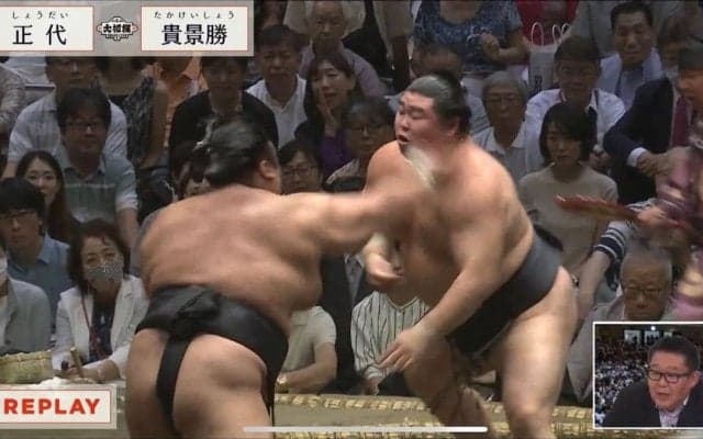 大関が強烈張り手の荒っぽい取り口で“墓穴”　連勝5でストップ　元若乃花「張るだけで攻めてない。足も止まっている」「ぶち当たって中に入っていかないと」指摘