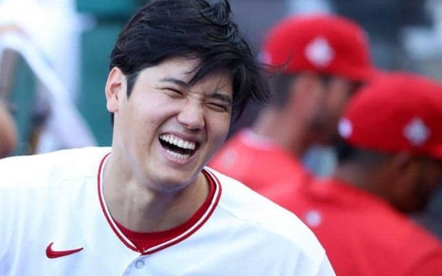 【MLB】満面の笑みに「涙でそう」　大谷翔平が突如登場…ファンも安堵「元気そうでよかった」