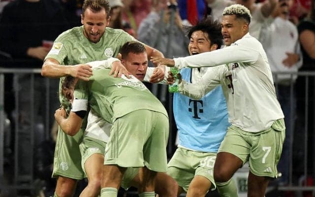 「素晴らしい経験でした」福井太智がバイエルンのトップチームでベンチ入り！ケインらと得点祝福