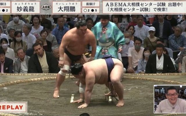 ベテラン力士が相手の肩を“ポン、ポン”→直後に突き落とし　巧みな勝利のサインに実況席も笑うしかない「フェイントですね。余裕を感じます」