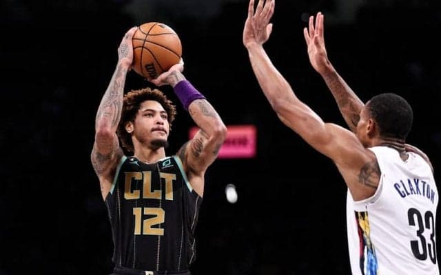 昨季平均20.3得点を残したウイングのケリー・ウーブレイJr.がシクサーズと1年契約へ