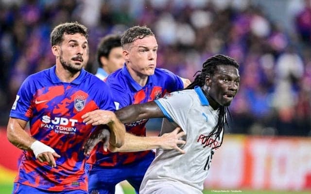 「プレスをかけるべきでないときはどのように我慢するか」川崎FWゴミスがジョホール戦後に守備について多くを語ったわけ。「チームに貢献するため」の姿勢を持つストライカー