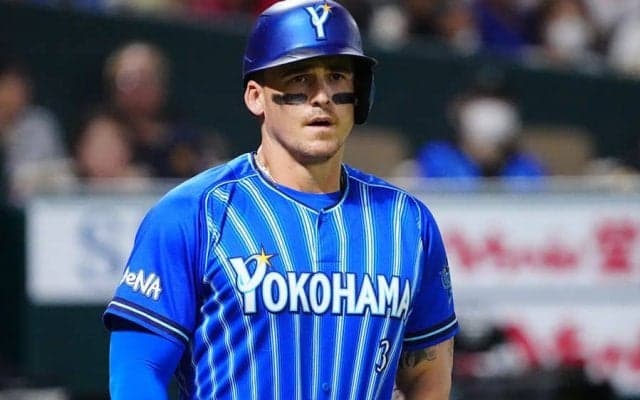 DeNAオースティンが右肩手術で帰国　今季はわずかに22試合の出場…球団発表