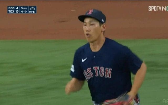 吉田正尚、8度の守備機会もノーミス！右へ左へ…大忙しも堅実な守りで投手をバックアップ
