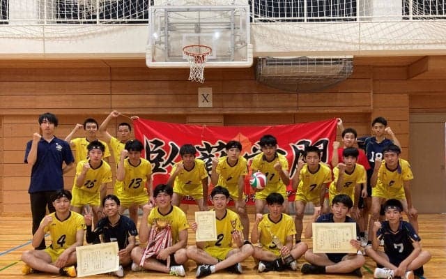 足立新田高が連続優勝【第28回夏季都立高等学校男子バレーボール大会】