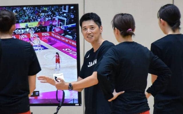 恩塚HC「課題を掴んでOQTに臨みたい」アジア大会バスケ女子日本代表のテーマとは