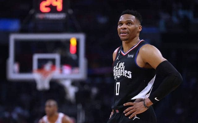 地元球団クリッパーズとの再契約を選んだウェストブルック…「再出発するような気分」