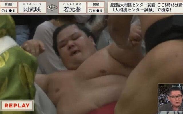 土俵下に落下した対戦相手を気遣う姿勢 即座に手を差し伸べる力士の姿にファンほっこり「起こしてあげて優しい」「強くて紳士だ…」