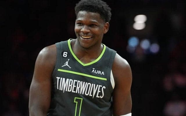 ウルブズGMがエドワーズを語る「彼がこのチームにいることほど幸運なことはない」