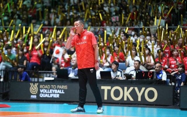 眞鍋監督「サーブとサーブレシーブの重要性、さらなる強化」　今季総括会見