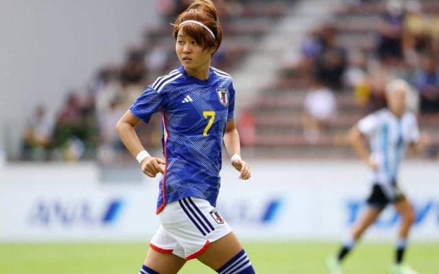【なでしこの“新海外組”宮澤ひなたの挑戦(1)】鳴り物入りでのマンチェスターU入りも、「体感的にはめっちゃ速いなという感じはない」。なでしこ合流で「ああ帰ってきたんだな」の感覚