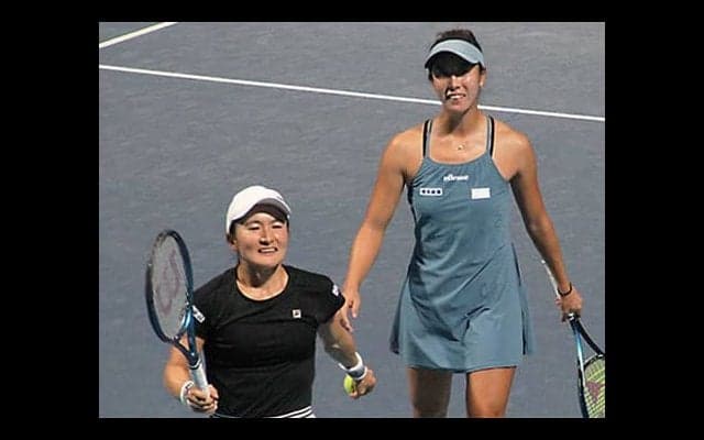 青山/柴原ペア 日本勢対決制し8強