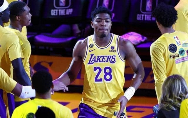 レイカーズが八村塁の自己紹介映像を公開…バスケをはじめた当時のことや出身地を語る