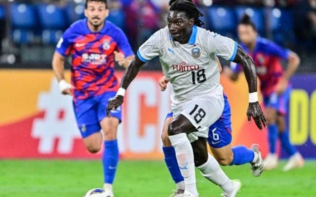 【川崎に与えたFWゴミス加入の効果と刺激(1)】JDT戦へエコノミー席での移動で表れた人間性。鬼木監督は「競争はFWだけではない」と全員に刺激があると存在感を絶賛