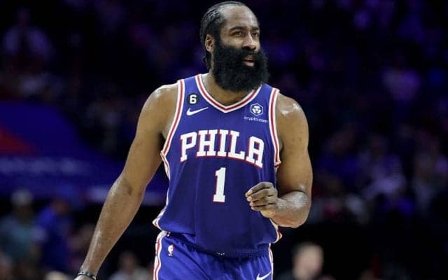 過去10シーズンのNBA出場時間ランキング…1位は“鉄人”、“生きる伝説”は7位