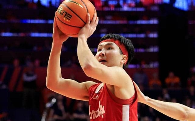 ネブラスカ大で3季目を迎える富永啓生、今季のNCAAベストシューターに選出