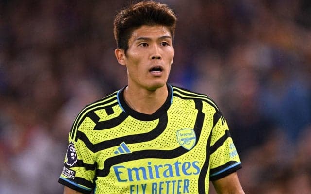 「当然の結果」「俺たちのスーパートミ」CBでプレーした冨安健洋、アーセナルのPOTMに選出