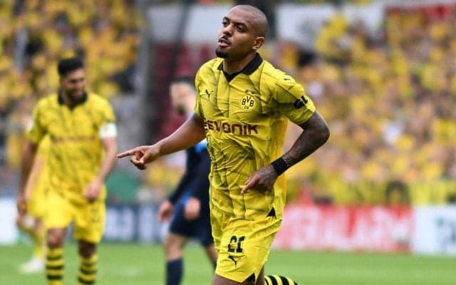 サラーの後釜に？ リバプールがドルトムントのオランダ代表ウインガーを狙う