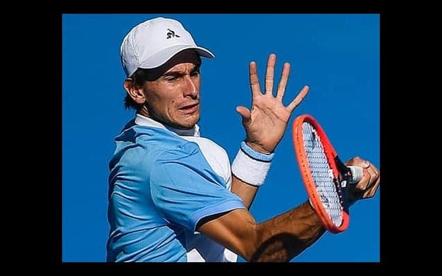  背面スーパーショット炸裂 