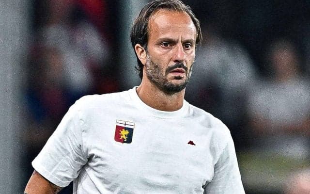 「今夜の選手たちは英雄」昇格組ジェノアがローマを4発撃破、ジラルディーノ監督が選手を称賛