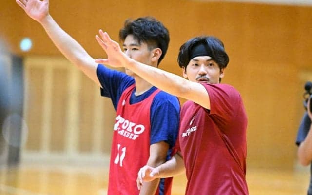 バスケ元日本代表主将が全国出場校にサプライズレッスン「ウインターカップで輝いて」