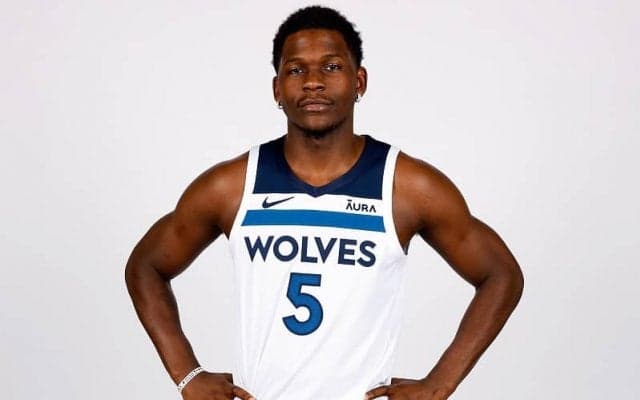 「それが君のすべてなのか？」…ウルブズのエドワーズがカーHCとのドラフト前の会話を回想