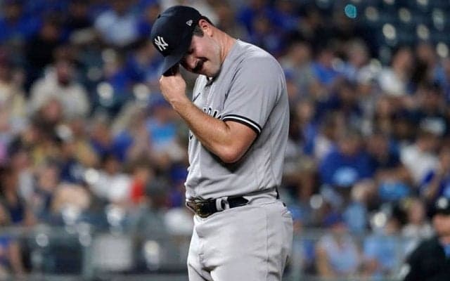 【MLB】1死も奪えぬ8失点KOは「ヤ軍史上最悪」　炎上続く241億円左腕に絶望「あと5年間も…」