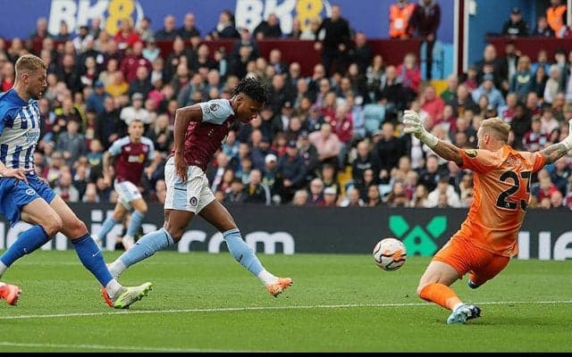 三笘薫フル出場のブライトンがビラに6失点惨敗…ファティ初弾もワトキンスにハット許す【プレミアリーグ】