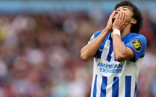 「攻撃的なプレーは皆無」三笘薫も今季最低点　6失点大敗でブライトンの選手たちは軒並み低評価に