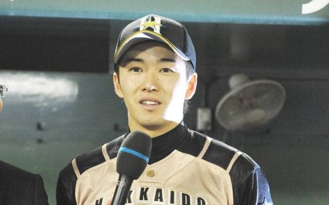 斎藤佑樹はベテランの思いに涙腺崩壊 鶴岡慎也が手渡してくれた１枚のDVDと金子誠のダイビングキャッチ