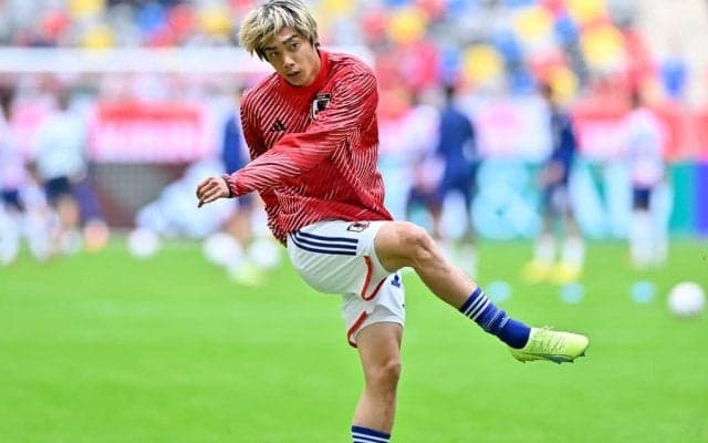 「ベッカムやん」伊東純也のアシストクロスがドンピシャ過ぎて「見てて気持ちいい」と大絶賛！イングランド代表の伝説MFを彷彿とさせる“衝撃の美軌道”