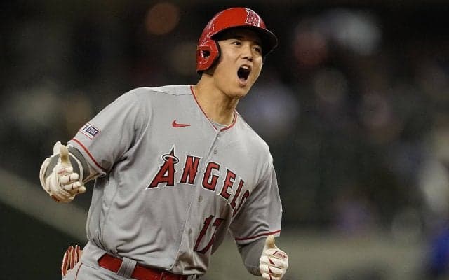 大谷翔平、MLBでアジア人史上初・本塁打王の快挙！シーズン44本塁打 右肘、脇腹負傷で約1カ月離脱も独走逃げ切り