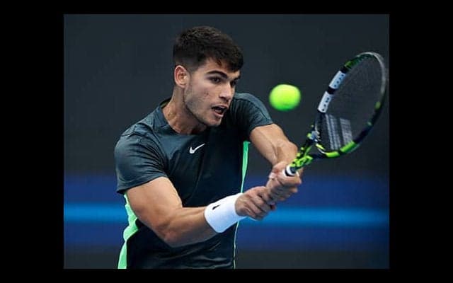 今季最多マッチ60勝目で8強