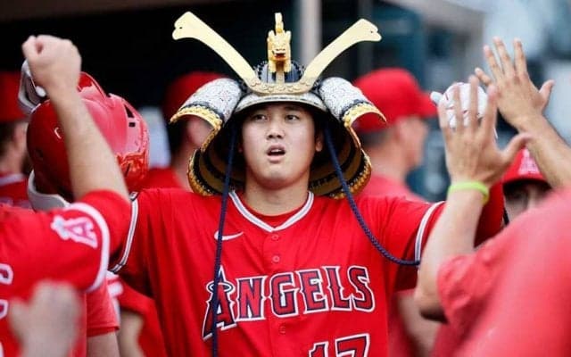 【MLB】大谷翔平が塗り替えた日本人の歴史　伝説右腕の1号から25年…ついに手にしたHR王