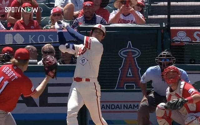 史上初の2年連続“10勝＆30HR”も達成！ 「大谷翔平が残した功績の数々」球団公式Xが投稿した“膨大な記録”に反響 打者、投手、二刀流で圧巻の成績